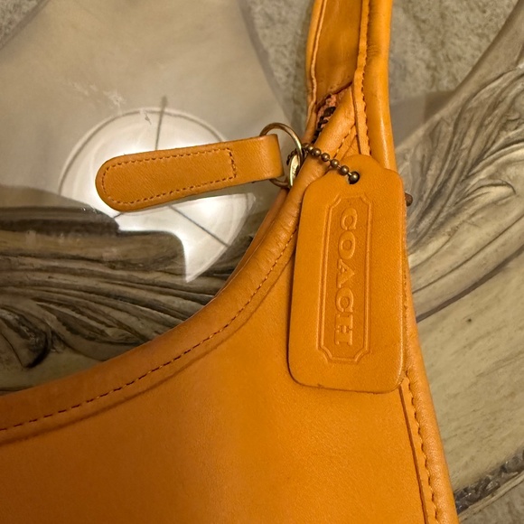 COACH Ergo Pocket Zip #9033 Mustard Yellow Leather Vintage 90s Hobo Shoulder Bag - Picture 10 of 16